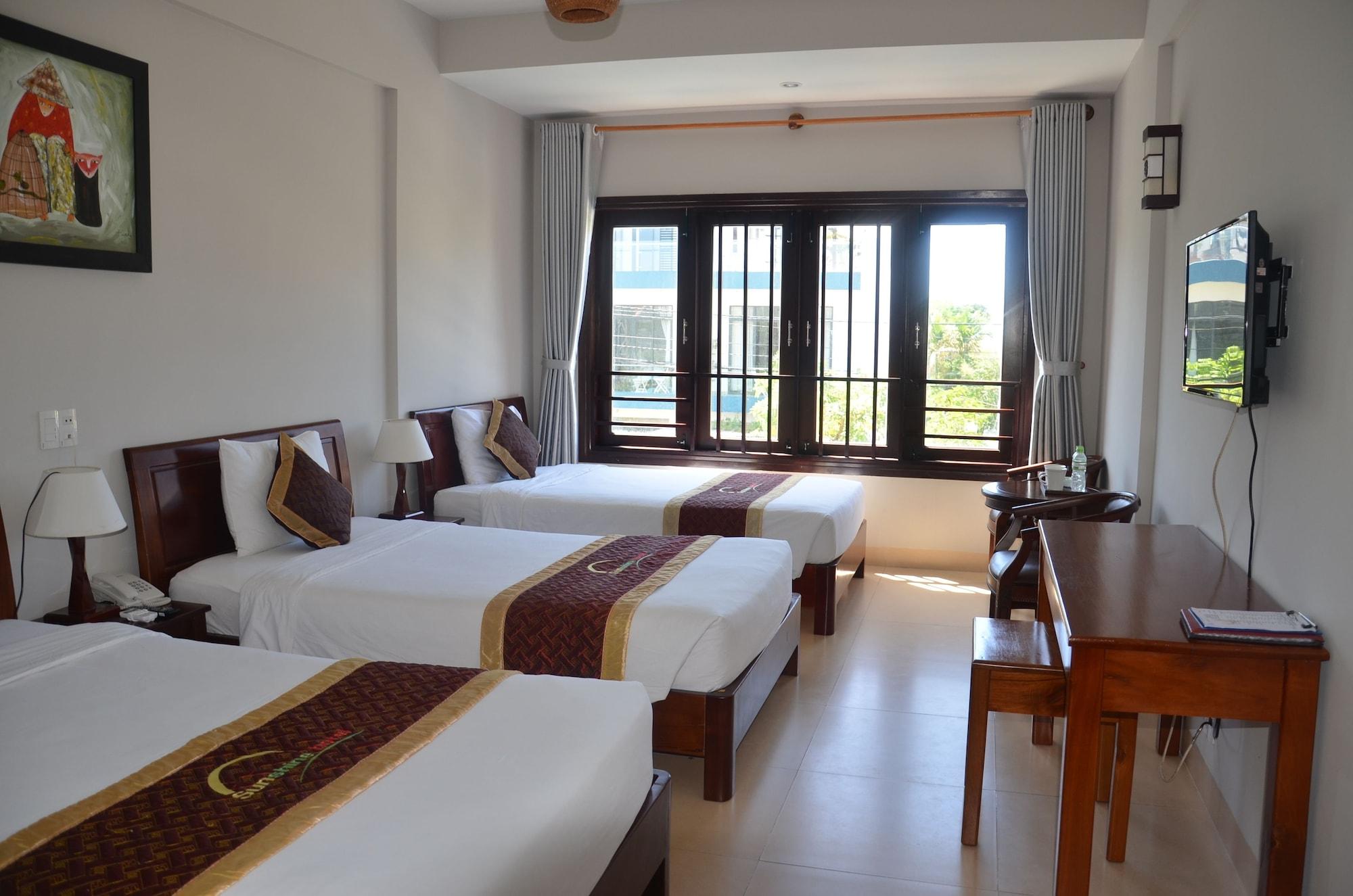 Отель Sunshine Hoian
