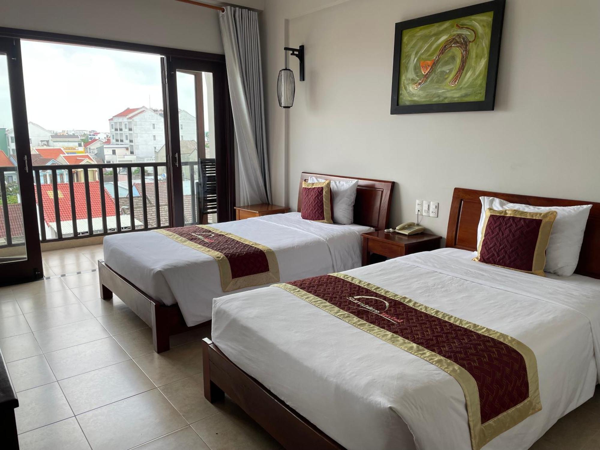 Sunshine Hotel 3*