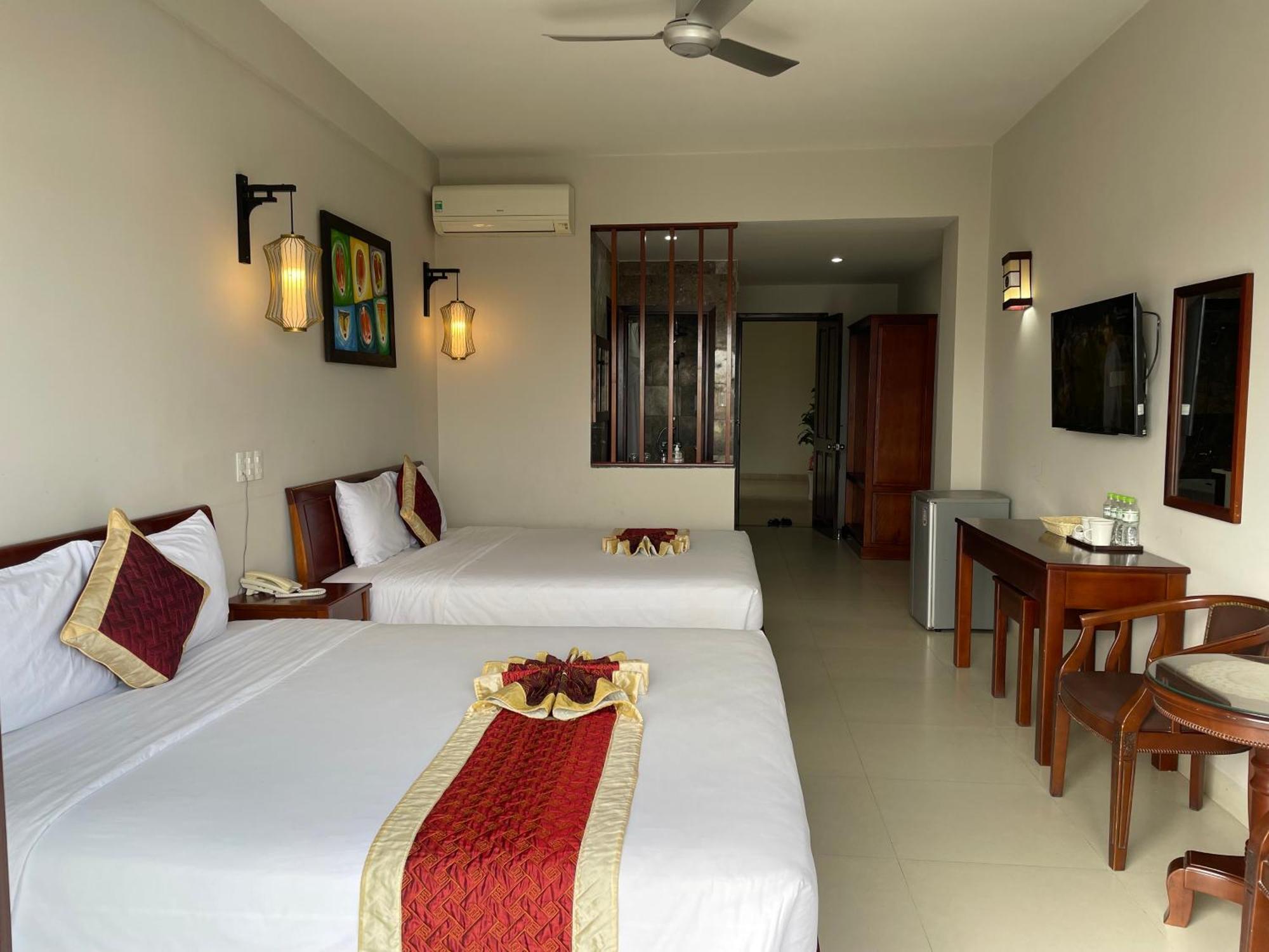 Отель Sunshine Hoian Хойан