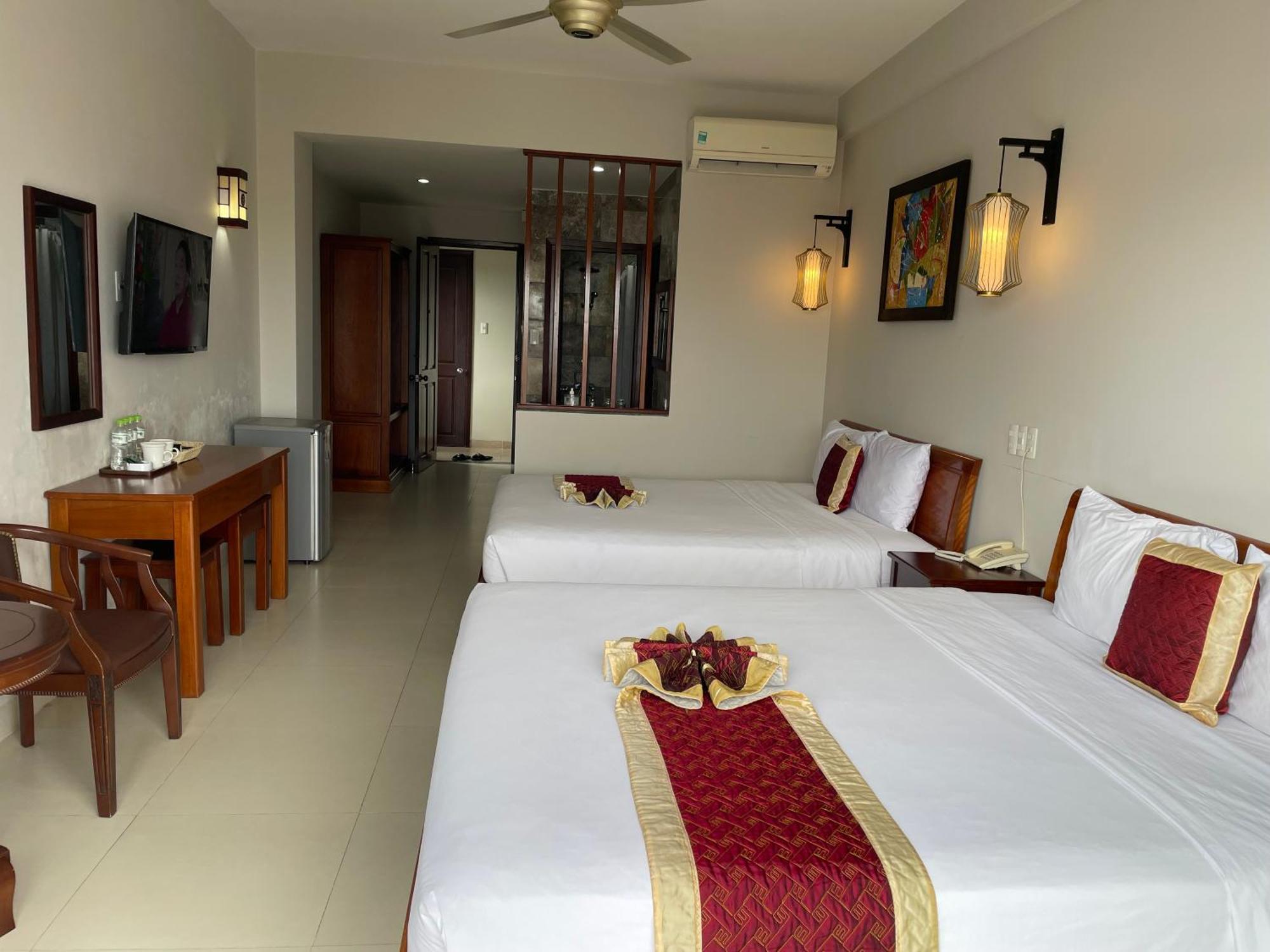 Отель Sunshine Hoian Хойан